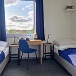 Mile Gdansk Airport & Parking Dlugoterminowy