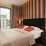 Waterlane Pool & Gym Apartments