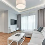 Nowa Motlawa Spa, Pool, Gym & Parking By Downtown Apartments