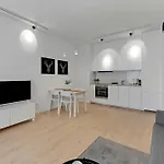 Mila Baltica Seaside, Sauna, Gym & Parking By Downtown Apartments