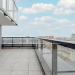 Spacious And Cozy Two Bedrooms Apartment By Rent Like Home