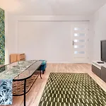 Platinium Red Brick Apartment - Bema