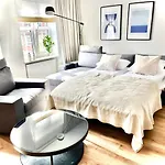 Grand Apartment - Old Town & City Center