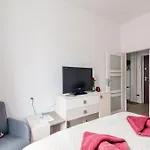 Szeroka Royal Rooms