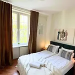 Apartament Kameralny 12