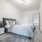 Rentplanet - Apartament Przy Stoczni