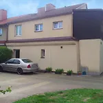 Cozy Apartment With Garden