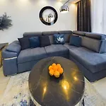 Nowoczesne Studio Z Parkingiem 500 M Od Starego Miasta W Gdansku By Noclegi Renters