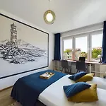 Beautiful Apartment For 6 People Located 550 M From The Beach By Noclegi Renters