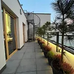 Apartament Galaktyczna - Prywatne Jacuzzi Na Tarasie