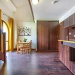 Central & Cozy Room