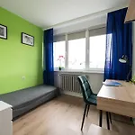 Cadena By 3City Rentals
