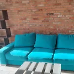 Albatross Apartment Near The Sea, Free Parking!