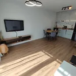 More Love - 8 Min Autem Ikea, 10 Min Autem Majaland