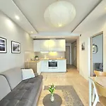 Apartament Nice View -16Pietro, Parking Podziemny, Widok Na Miasto I Morze