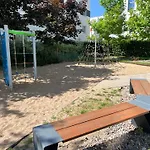 Apartament Futura Z Ogrodkiem - Parking - Niania