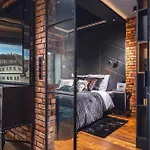 Deo Plaza By Dom & House