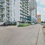 Cztery Oceany Studio For 4 Guests With Balcony & Parking Gdansk By Noclegi Renters
