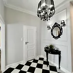 Oldtown Apartment Dluga