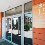 Stunning 2 Bedroom Apartment & Motlawa River View In Gdansk By Noclegi Renters