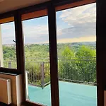 Awesome View Studio - Close To Centre