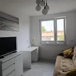 Mieszkanie Dwupokojowe W Bloku