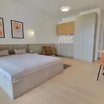 Porto Carlo Apartments, Fitness, Parking & 500M Beach