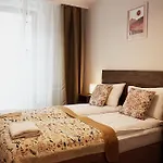 City Center - Lakowa Apartments By Apartmore