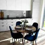 Cherry Apartment
