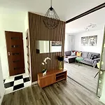 Apartment Z Widokiem, Bezplatny Parking I Wi-Fi