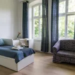 Sea-Park Family Apartment