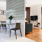 Garden Apartment Z Garazem