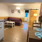 Apartament Gdansk Srodmiescie 40M2 Bezplatny Parking Pralka Suszarka Wifi Hulajnogi