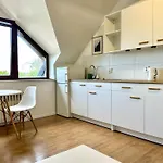 Studio Zuberek V