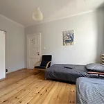 Trio Room
