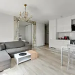 Bastion Walowa City Center & Parking By Downtown Apartments