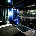 Grey Secret Aqua Apartament