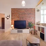 Lovely Down Town Apartment By The Motlawa River