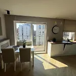Spacious Apartment Chmielna Park Oldtown