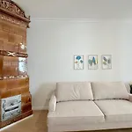 Seredino Blue Apartment- Modern Comfort In A Quiet Location, 5 Minutes To Gdansk Old Town & Seaside