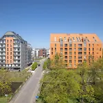 River View Downtown Apartment With Balcony