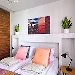 Central Apartments Sz 5-28