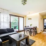 Urbannest I Szafarnia 8