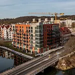 River View Downtown Apartment With Balcony