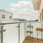 Kartuska Stylish Apartment & Parking By Noclegi Renters