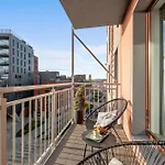 Waterlane Island - Riverview Pool, Spa & Gym By Downtown Apartments