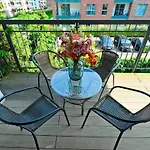 Urban Nest Group - Szafarnia 46