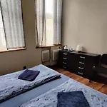 SWEET HOME HOSTEL Pokoje Gościnne Guest Rooms Privatzimmer OLD TOWN
