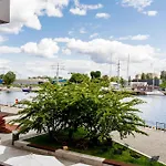 City Center - Walowa I Popieluszki By Apartmore