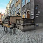 Luksusowy Apartament W Gdansku Przy Motlawie I Rynku Z Biurkiem Do Pracy Zdalnej By Noclegi Renters
